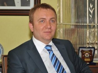 Dr. Hamza Gemici
